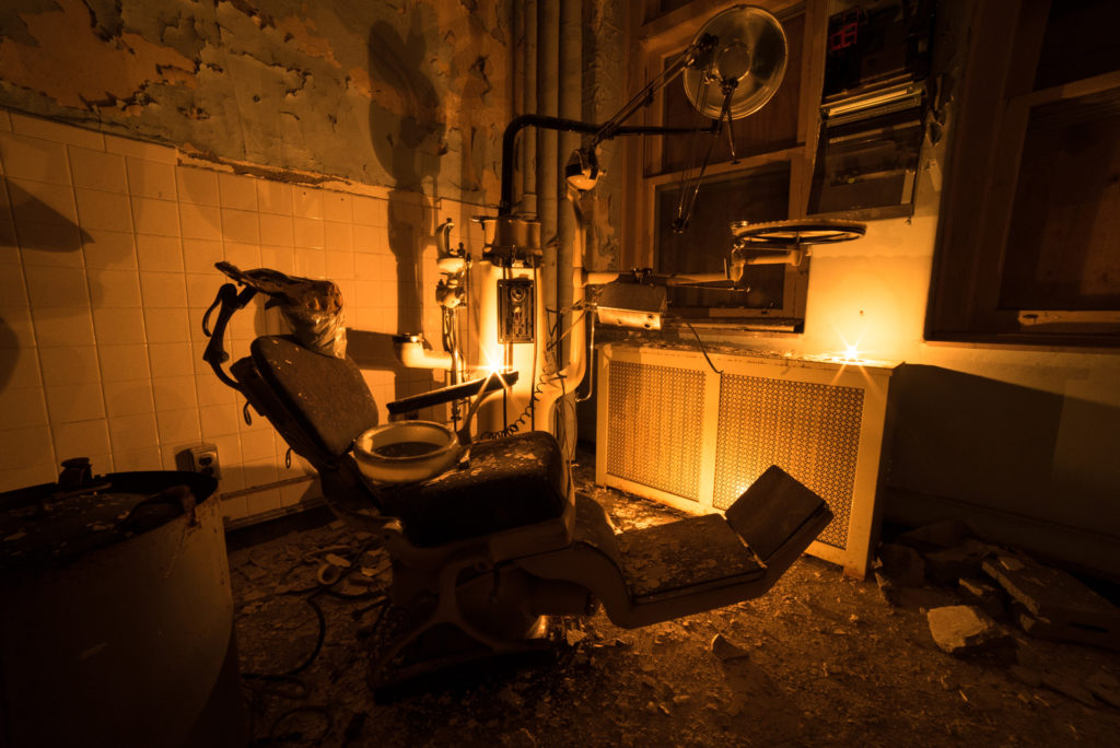 niagara falls new york abandoned creepy dentist chair
