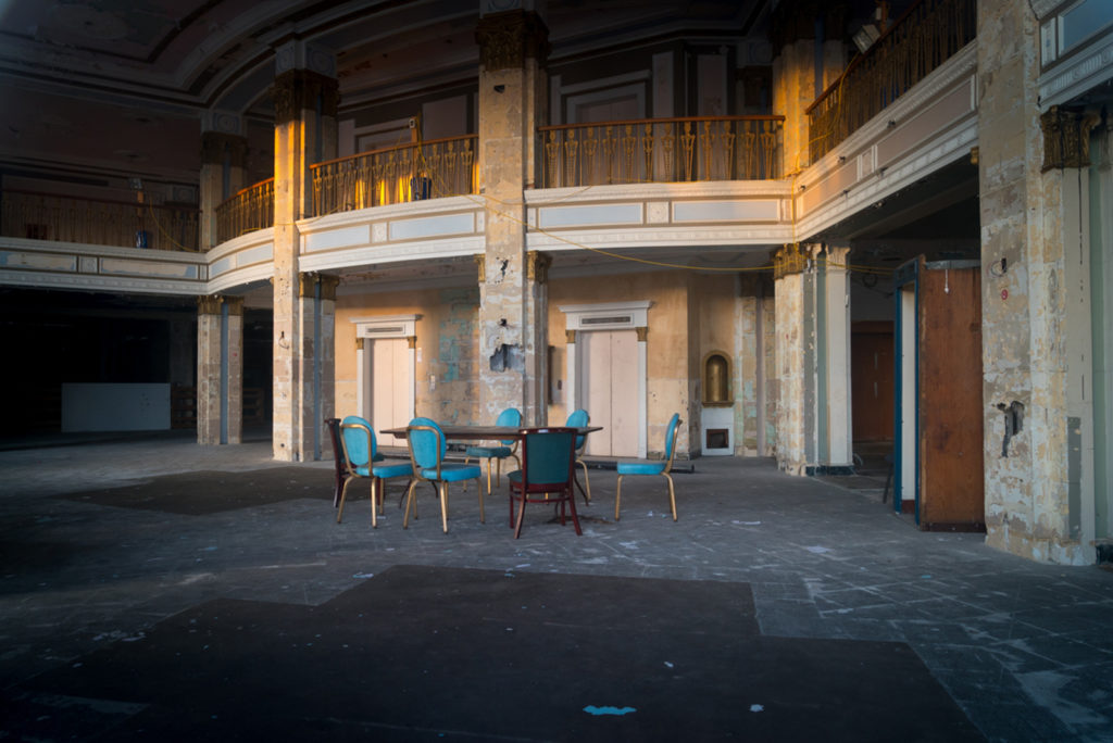 niagara falls new york abandoned hotel niagara