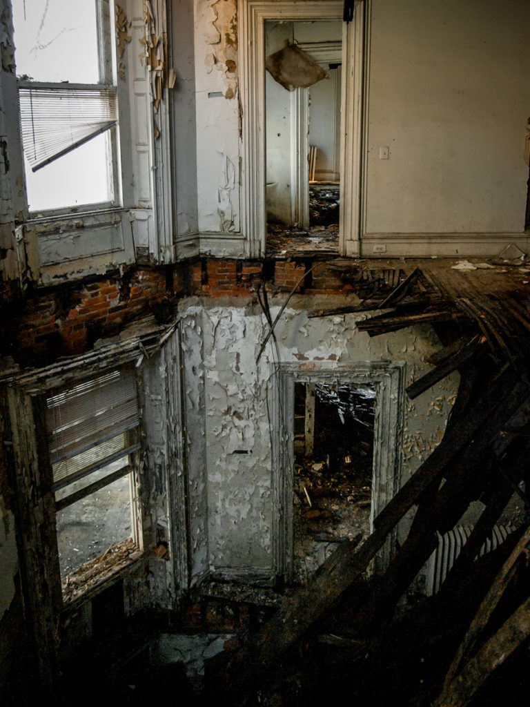 steele mansion abandoned
