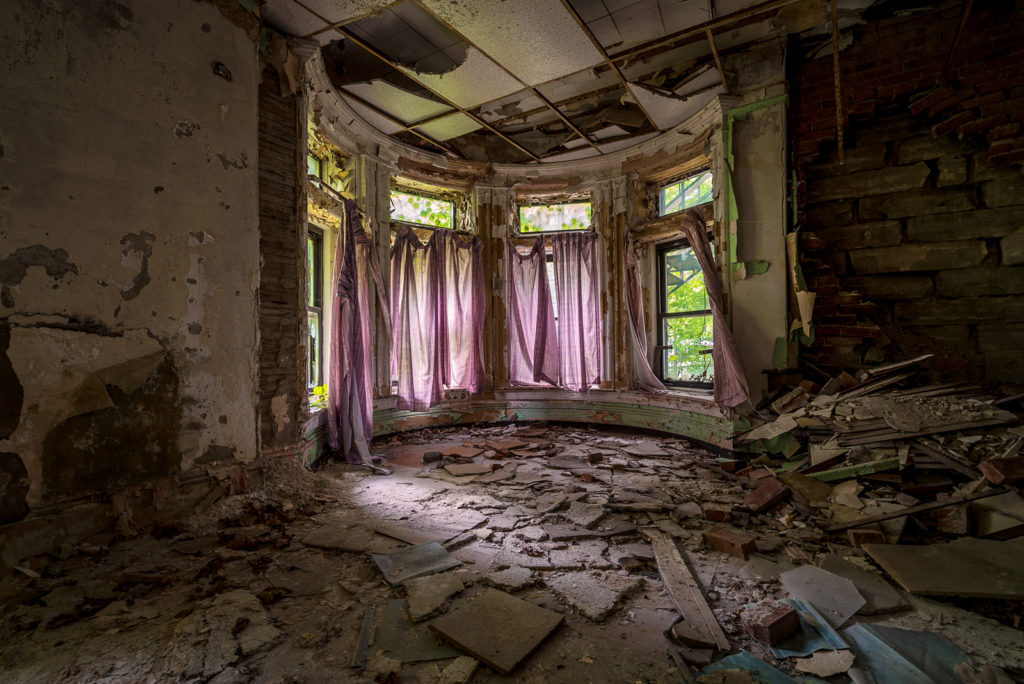 abandoned levi scofield mansion cleveland