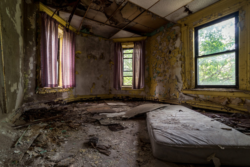 abandoned levi scofield mansion cleveland