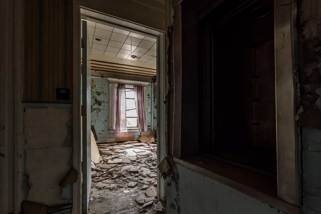 abandoned levi scofield mansion cleveland
