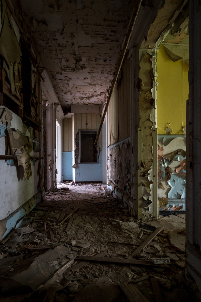 abandoned levi scofield mansion cleveland