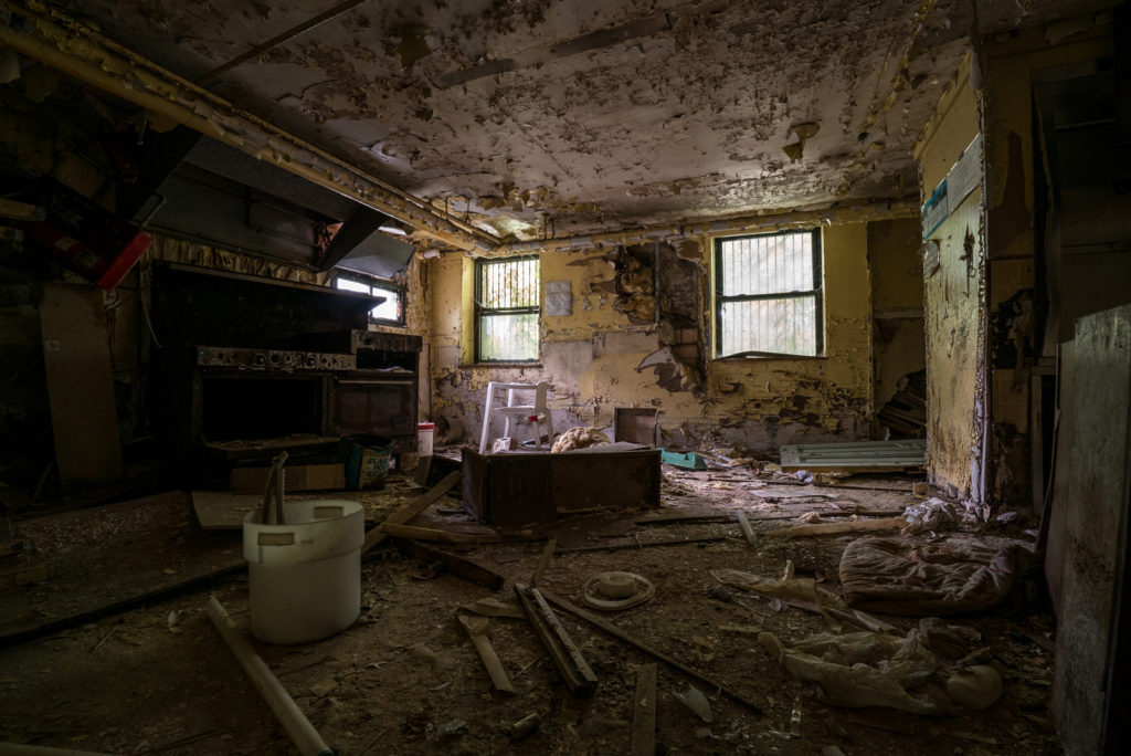 abandoned levi scofield mansion cleveland