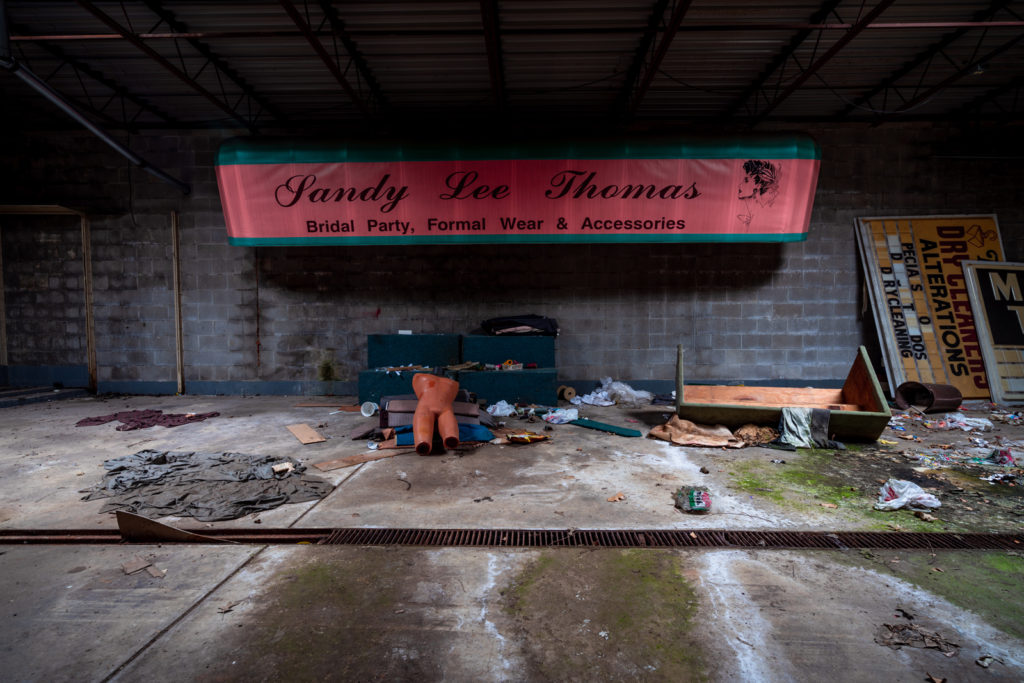 Abandoned Masters Tuxedo Youngstown Ohio