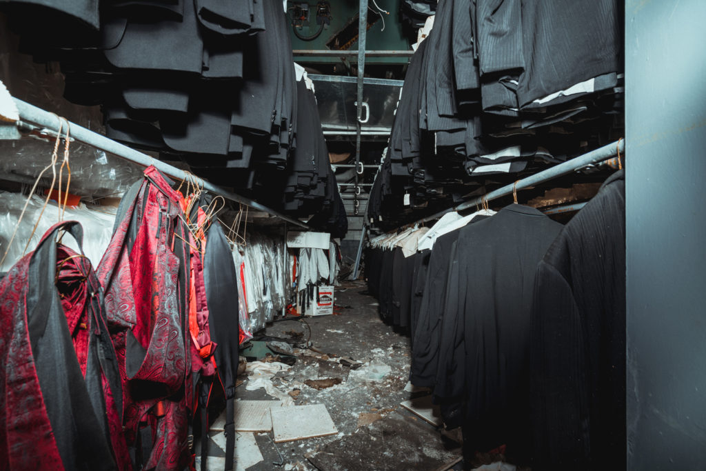 Abandoned Masters Tuxedo Youngstown Ohio