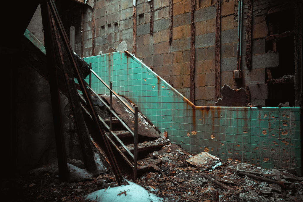 Abandoned Masters Tuxedo Youngstown Ohio