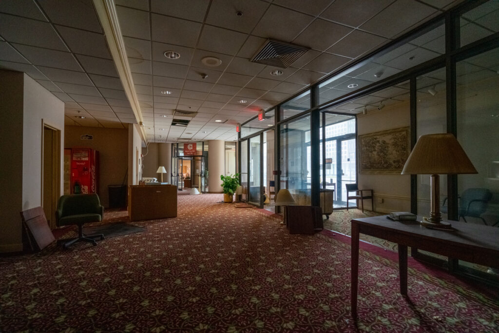 Akron City Centre Hotel
