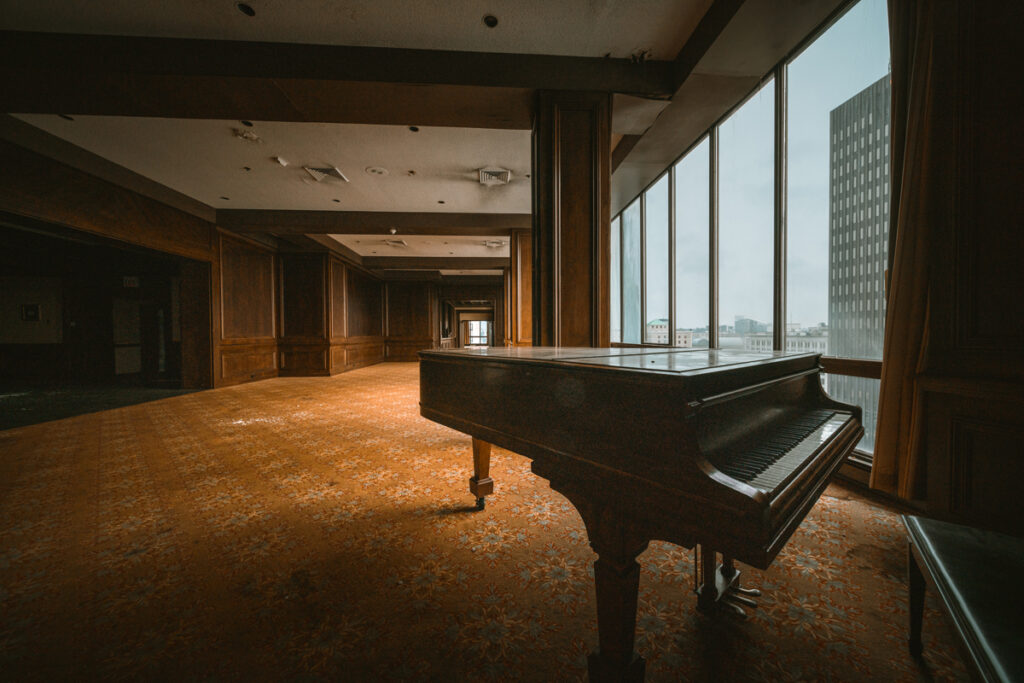Akron City Centre Hotel