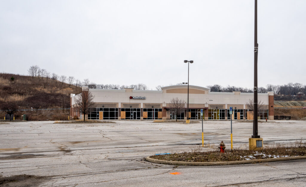 Other stores at City View Center