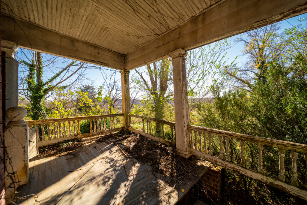 abandoned dunnington mansion in virginia
