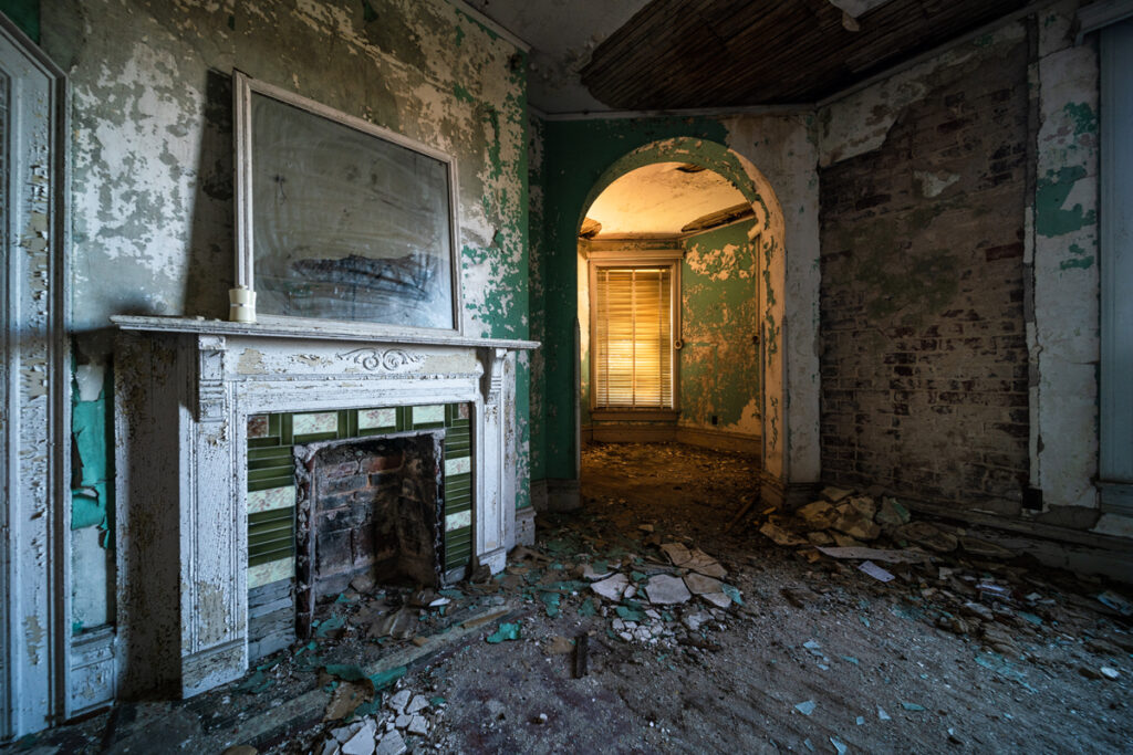 abandoned dunnington mansion in virginia