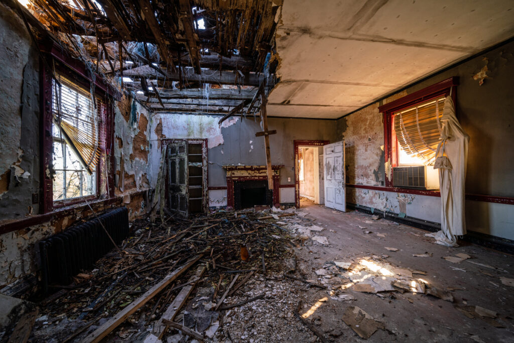 abandoned dunnington mansion in virginia