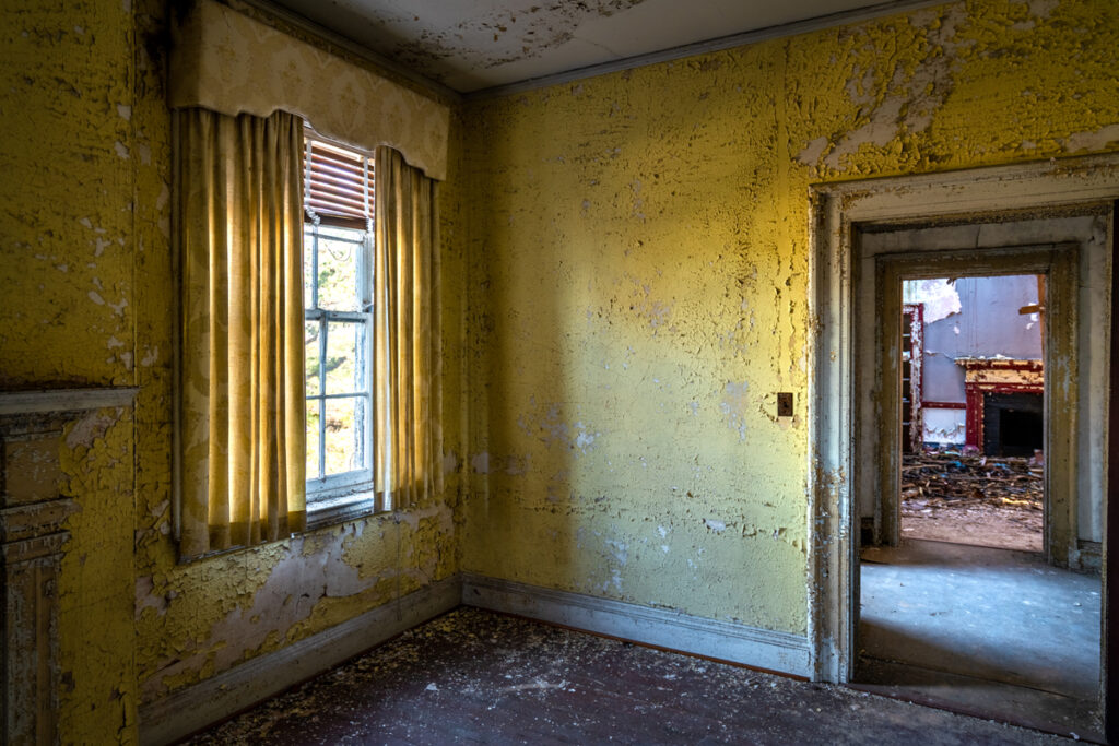 abandoned dunnington mansion in virginia