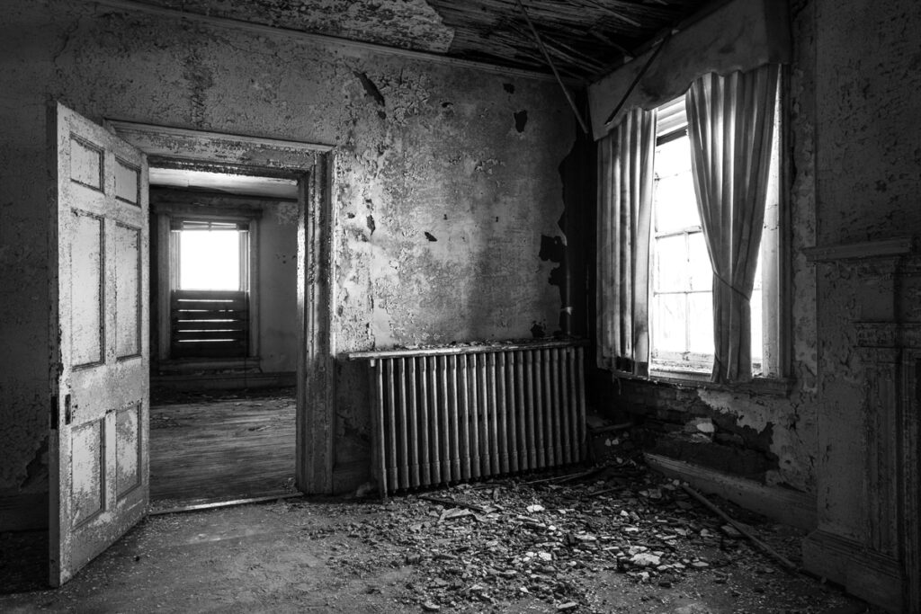 abandoned dunnington mansion in virginia