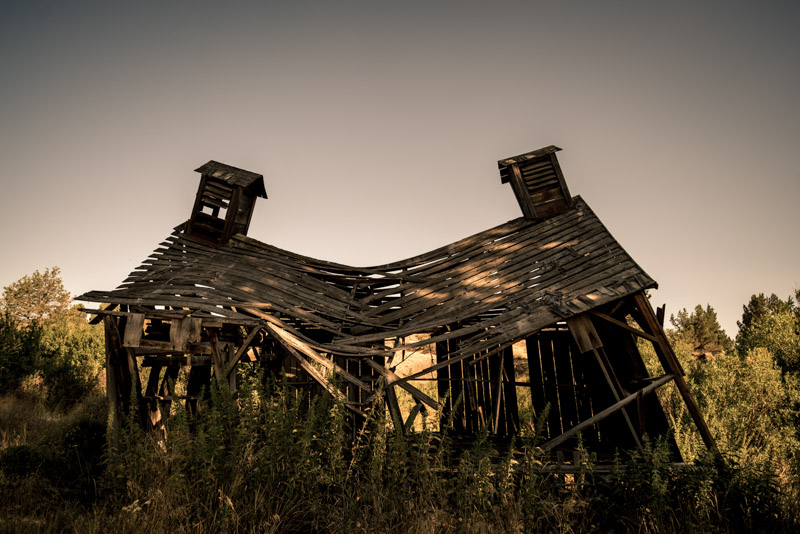 barn in antelope oregon