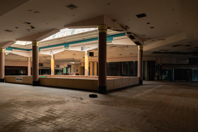 abandoned montgomery mall