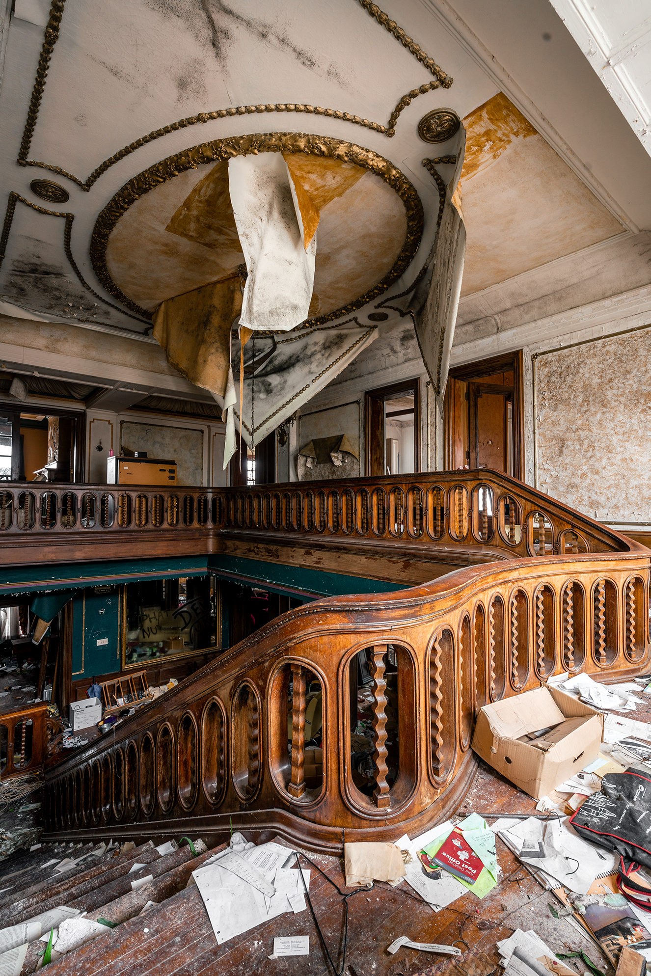 abandoned traxler mansion in dayton ohio