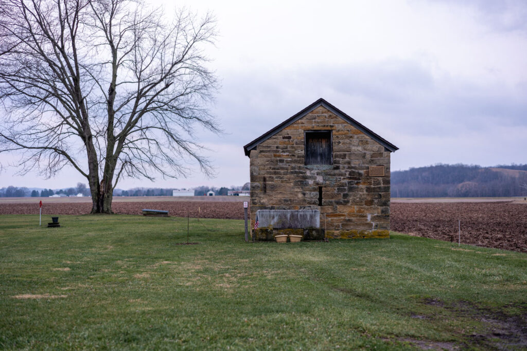 old stone fort in ohio