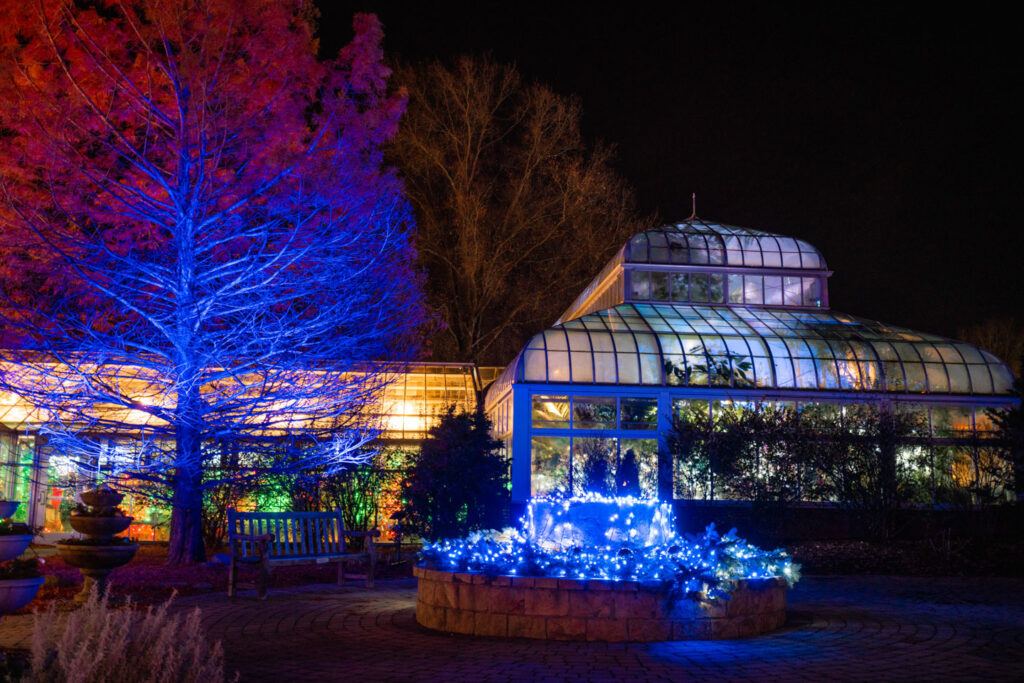 christmas display at stan hywet