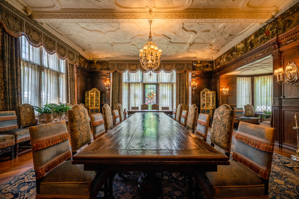 dining room inside stan hywet manor house
