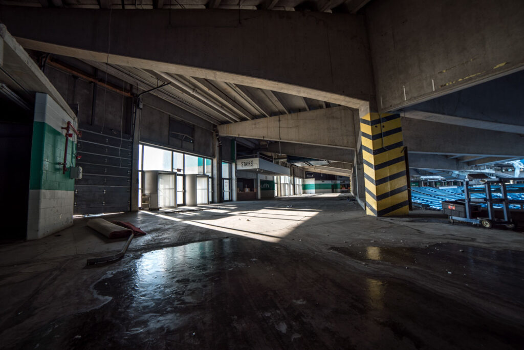 abandoned pontiac silverdome